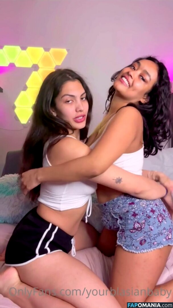 Self Booba Licking Videos / lizzobeeating ヌード OnlyFans  流出写真 #21