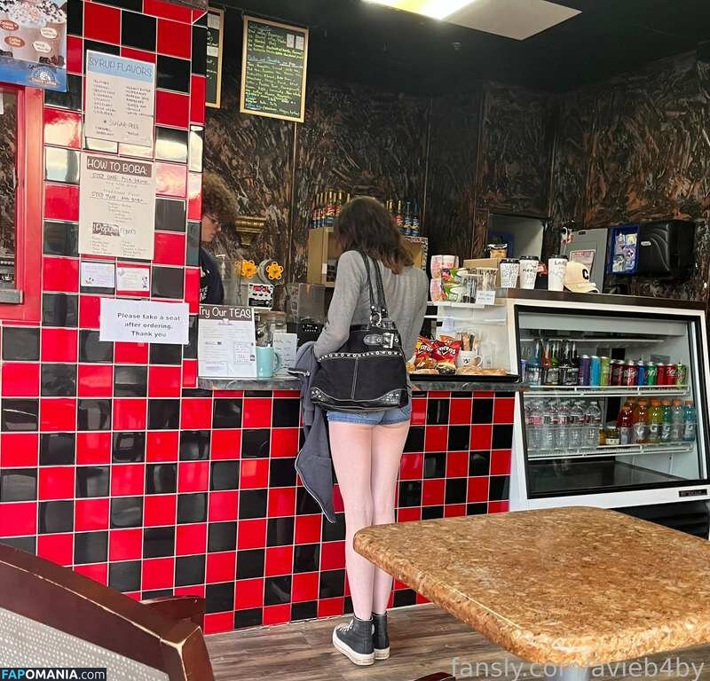 https: / mynamesnotseven / sevvieb4by ヌード OnlyFans  流出写真 #38