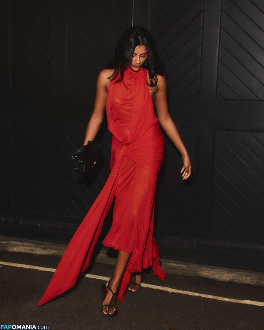 Simone Ashley / simoneashley ヌード OnlyFans  流出写真 #4