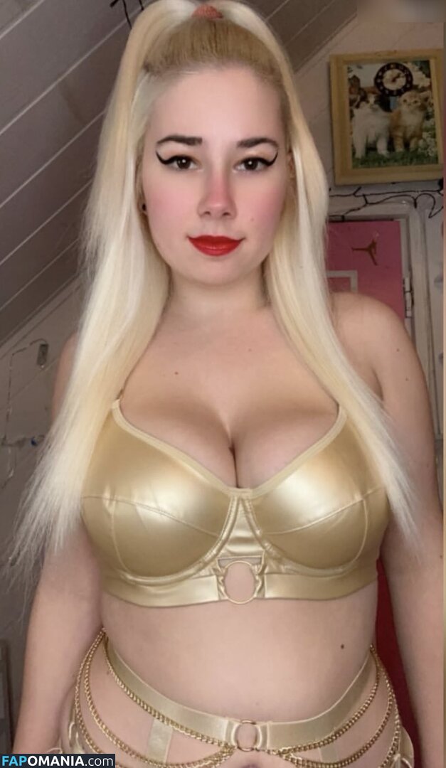 Sina-Marie Hüttner / sina.mh2001 ヌード OnlyFans  流出写真 #9