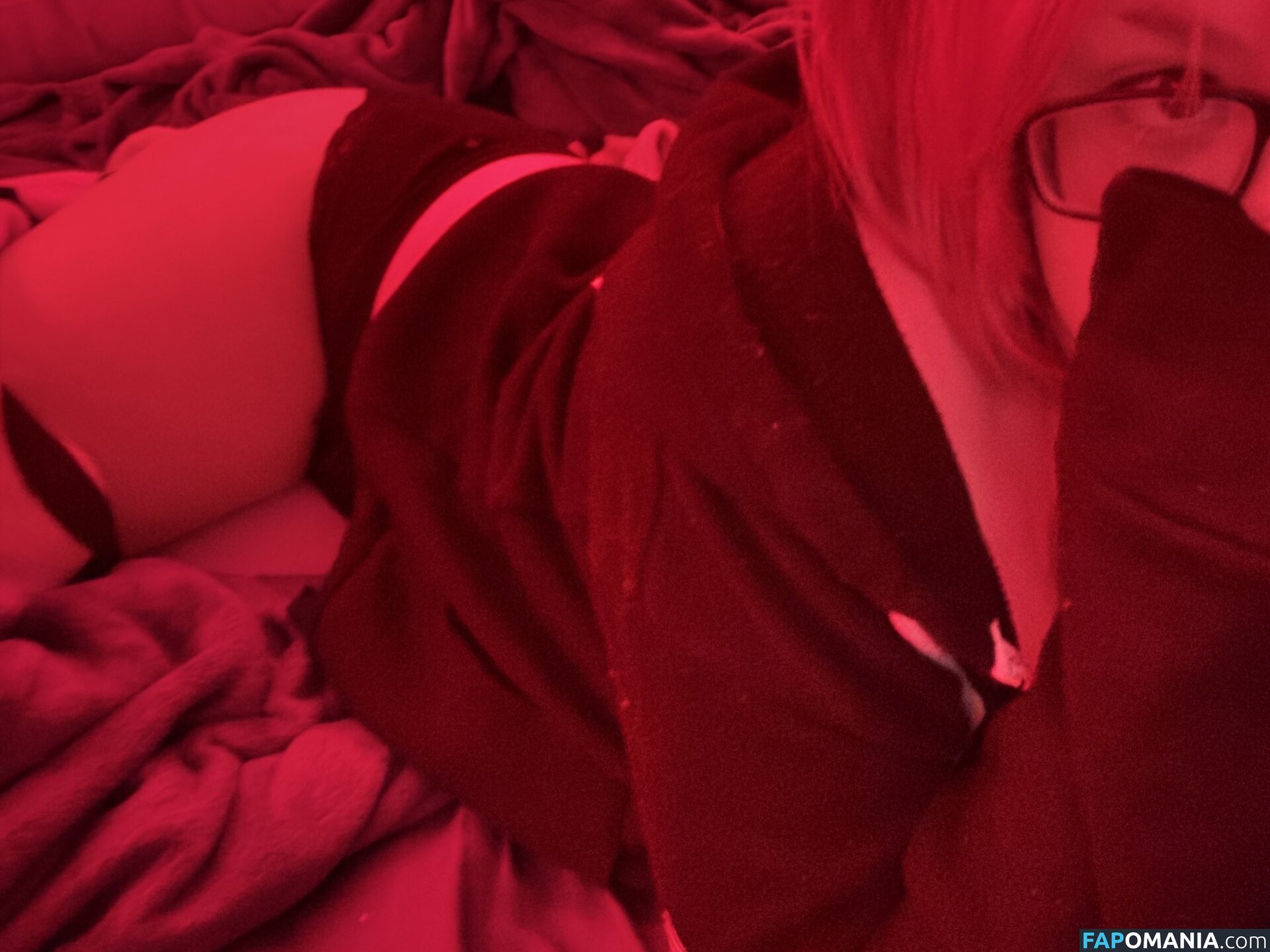 https: / skynyster / skynysterforest / supertfyaoi ヌード OnlyFans  流出写真 #1