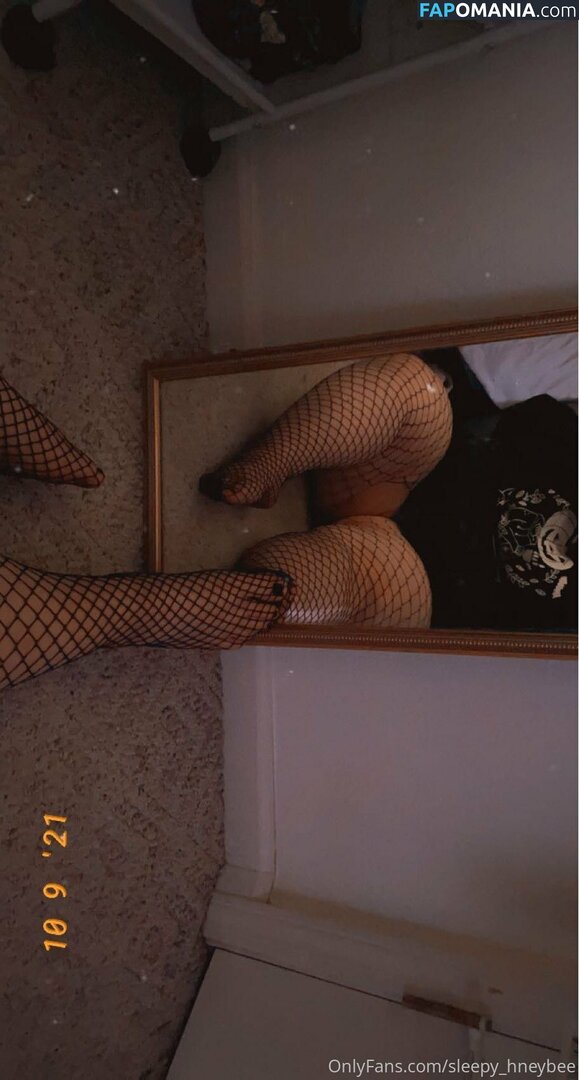 hney.bees / sleepy_hneybee ヌード OnlyFans  流出写真 #8