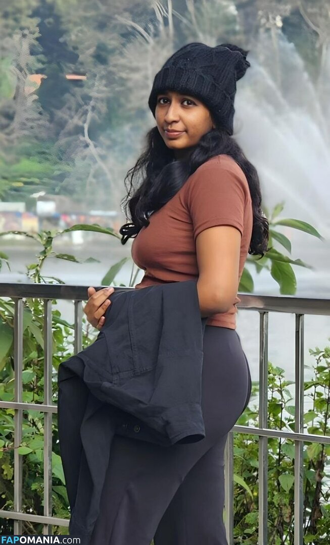 sneetha / sneetha poori ヌード OnlyFans  流出写真 #1