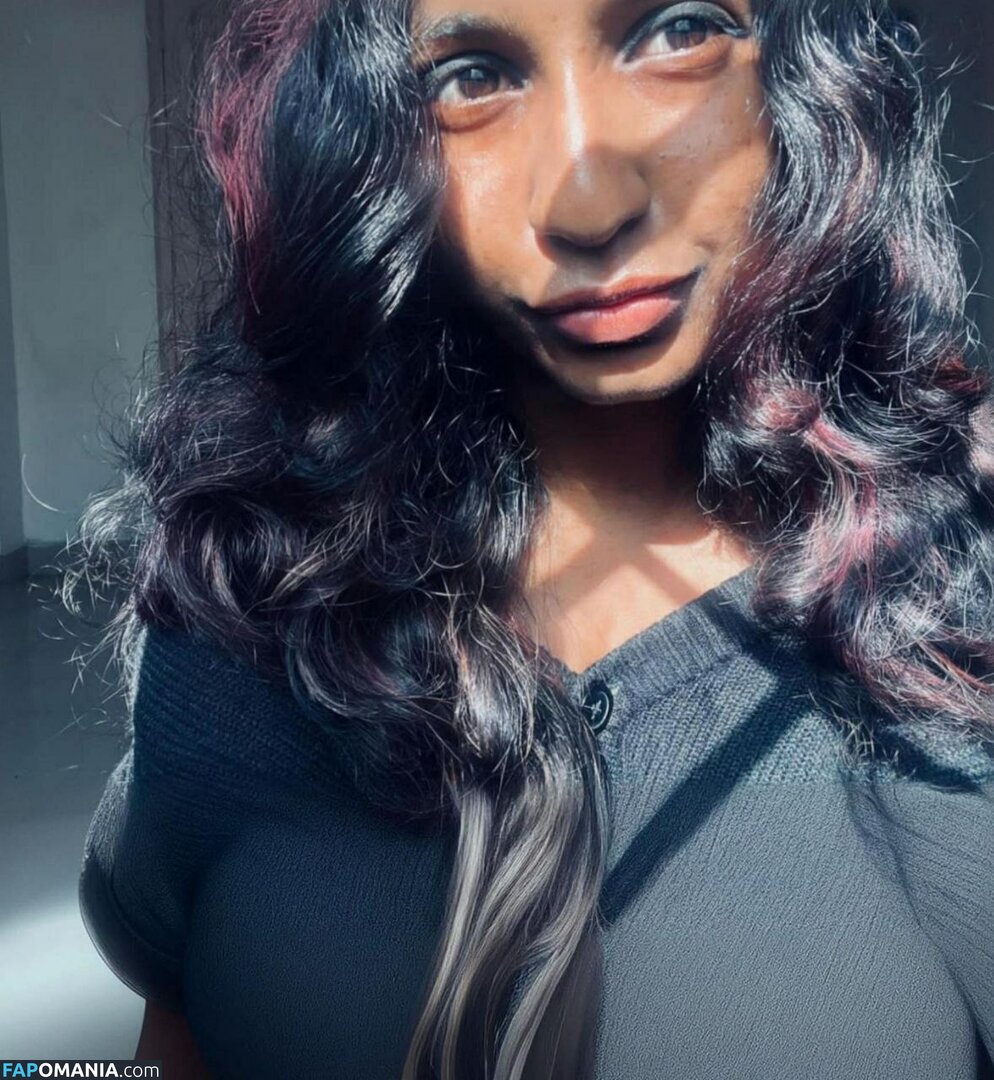 sneetha / sneetha poori ヌード OnlyFans  流出写真 #2