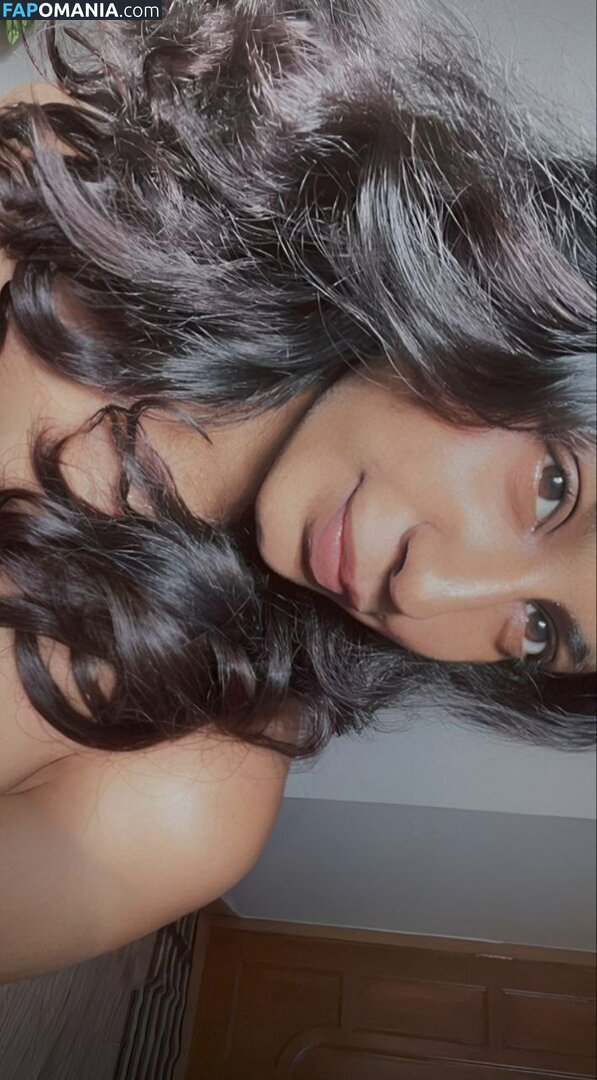 sneetha / sneetha poori ヌード OnlyFans  流出写真 #3