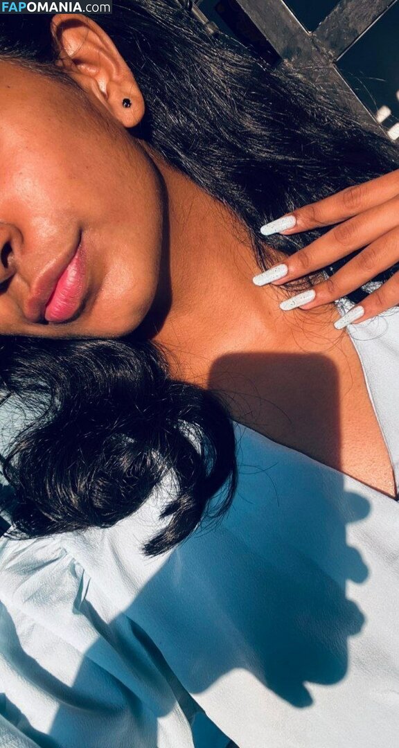 sneetha / sneetha poori ヌード OnlyFans  流出写真 #4