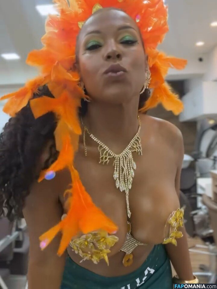 BBB 4 / Solange Vega / https: / solvegaoficial ヌード OnlyFans  流出写真 #13