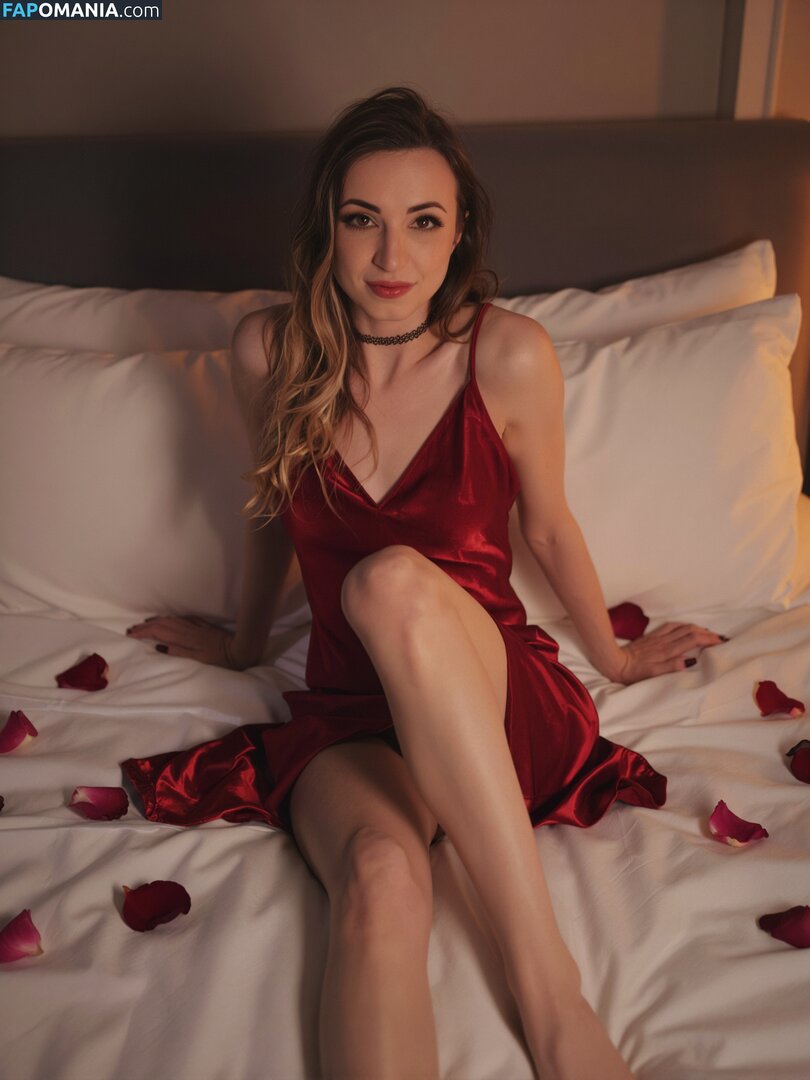 Some ASMRtist / asmrglow / asmrmaddy ヌード OnlyFans  流出写真 #16