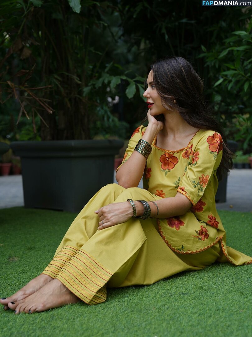 Sonam Bajwa / bajwasonam / sonambajwa ヌード OnlyFans  流出写真 #31
