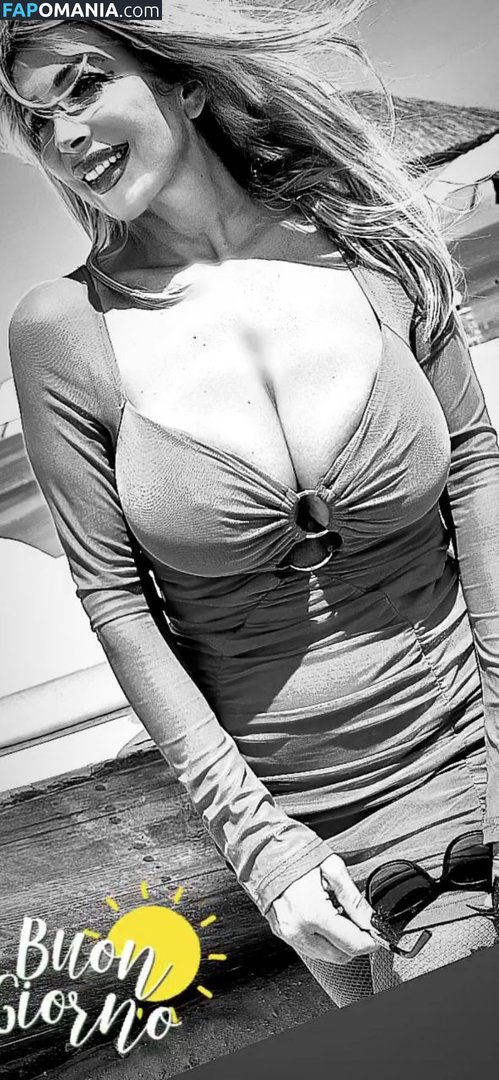 Sonia Grey / sonia_grey3008 / soniagrey ヌード OnlyFans  流出写真 #1