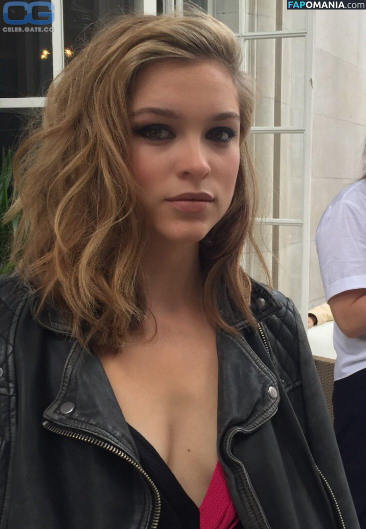 Sophie Cookson ヌード OnlyFans  流出写真 #3
