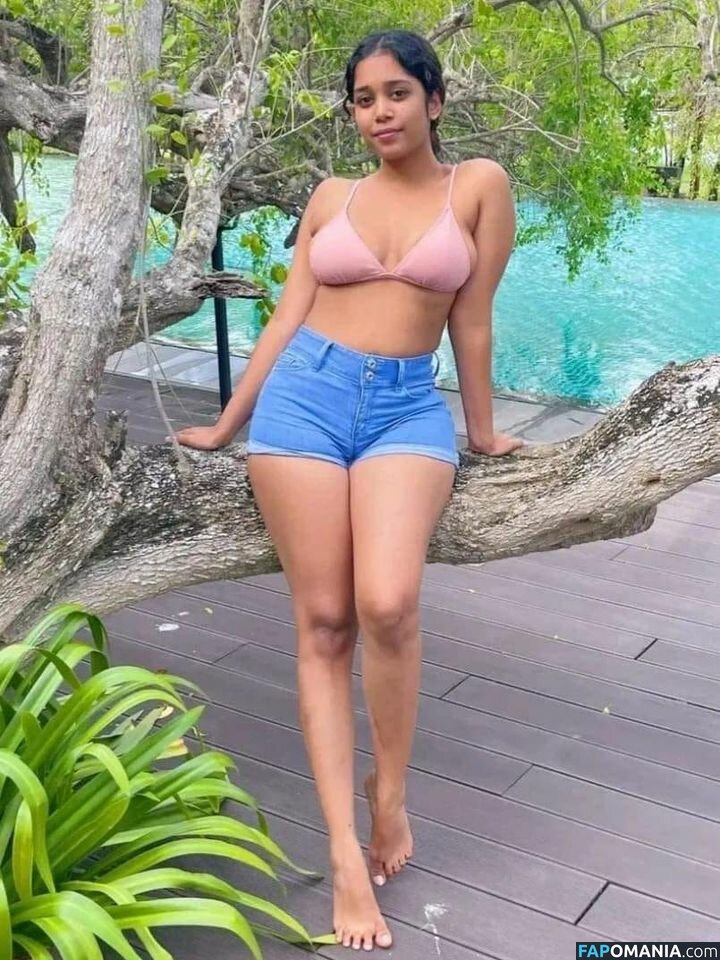 Sri Lanka / Sri Lankan Girls / hashini.guruge / poojaniperera ヌード OnlyFans  流出写真 #13