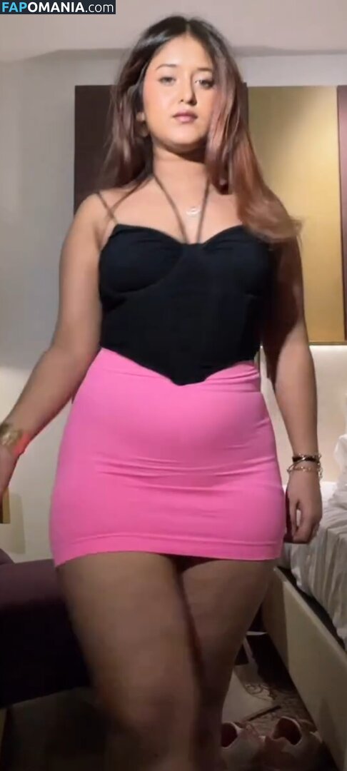 Srishtiroyyyy / srishtiroyyy ヌード OnlyFans  流出写真 #1