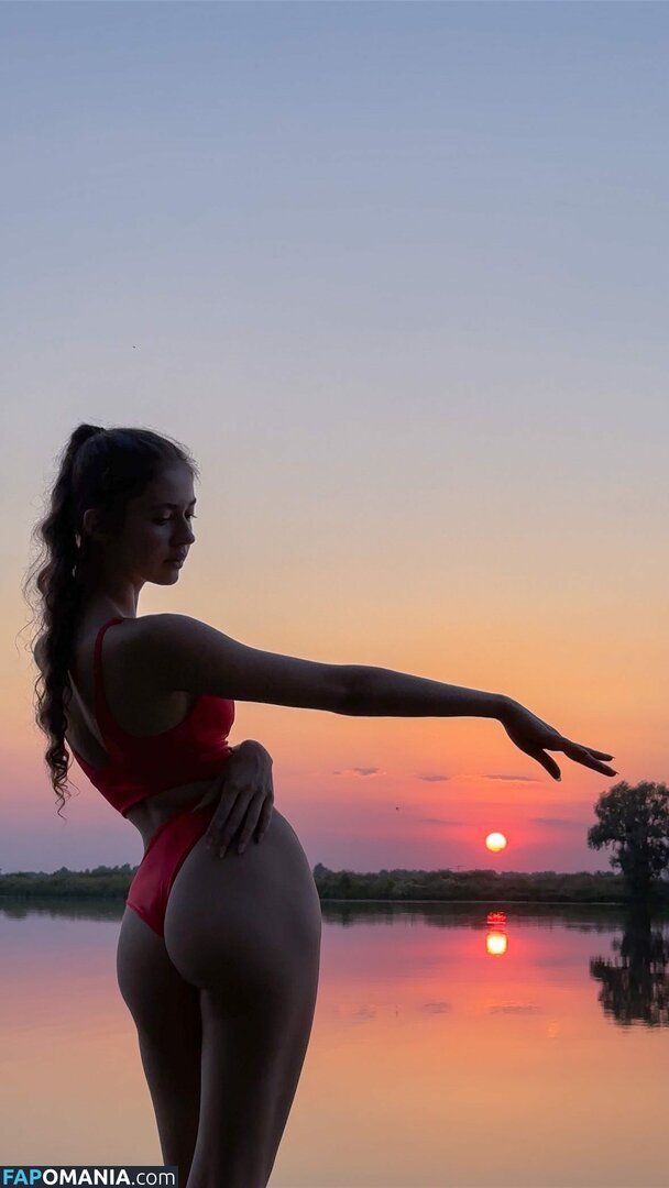Derwald / Stefania Deriabina / st.efania4105 / xostefania ヌード OnlyFans  流出写真 #162