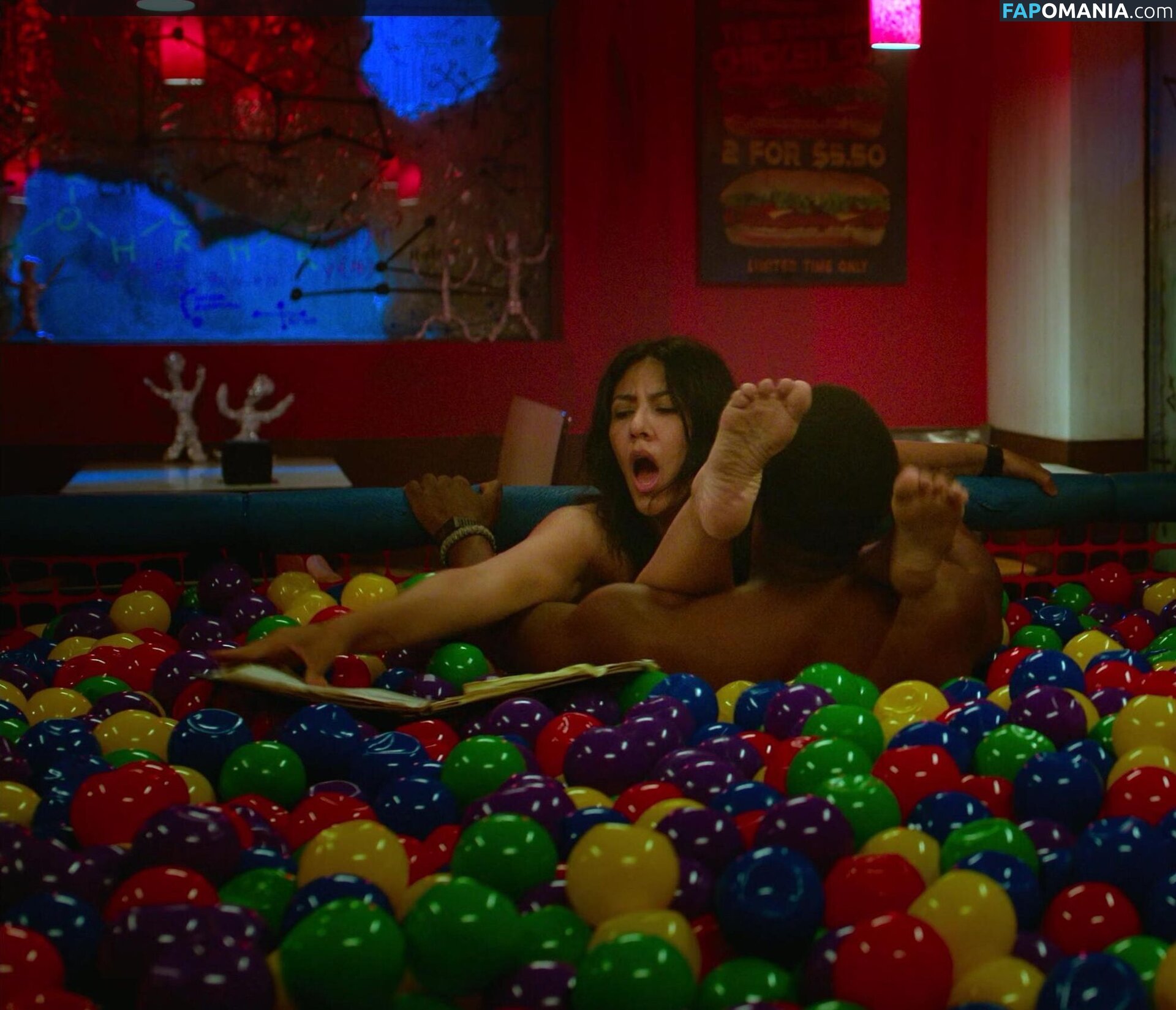 Rosa Diaz Brooklyn Nine-Nine / Stephanie Beatriz / stephaniebeatriz ヌード OnlyFans  流出写真 #85