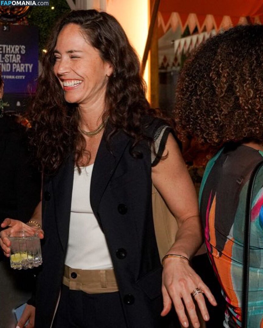 Sue Bird / WNBA Player / https: / s10bird / sbird10 ヌード OnlyFans  流出写真 #15