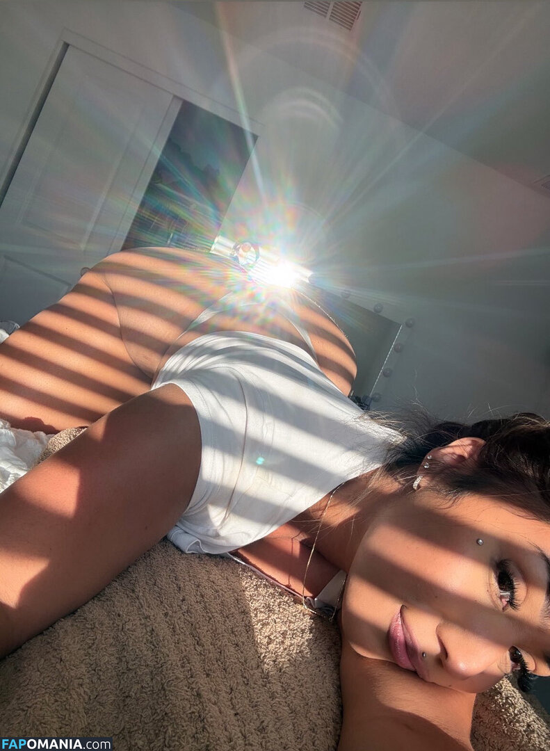 a.mariee28 / https: / sukiwithagoodcoochie ヌード OnlyFans  流出写真 #1