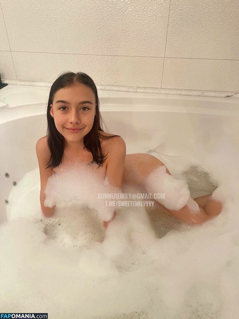 Sunny Emilly / Sunny Emy / SweetEmilyyyy / kylie.little.toes / sunny.emily.backup ヌード OnlyFans  流出写真 #12