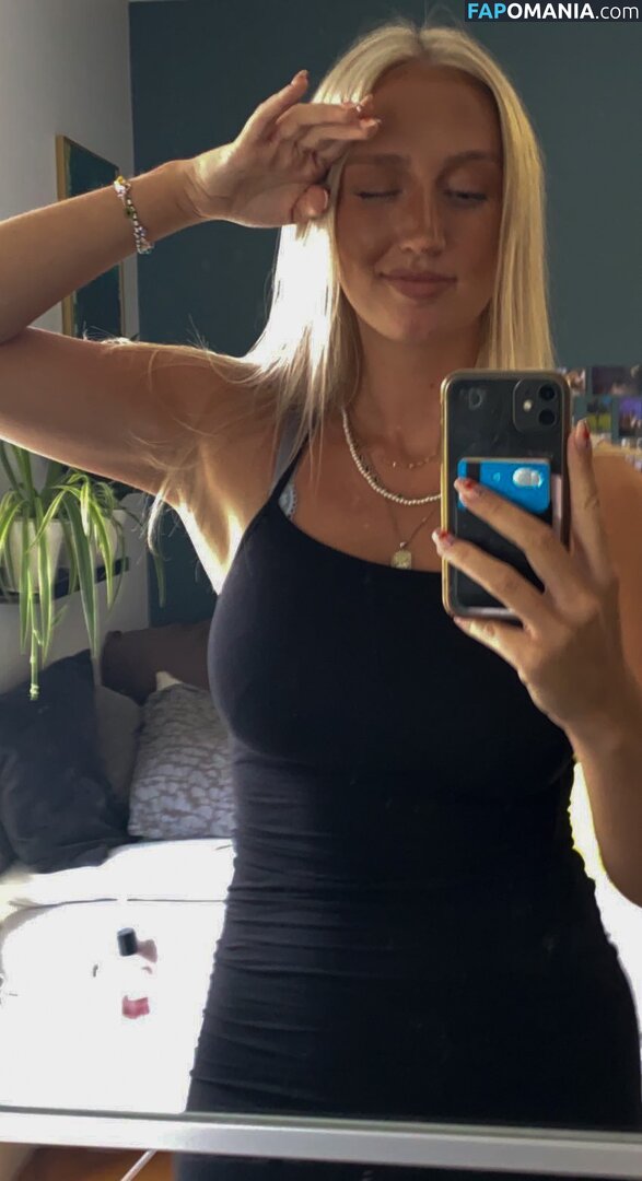 Swedish Girls / alexandratsolakidis / beautifulgirlsofsweden ヌード OnlyFans  流出写真 #3