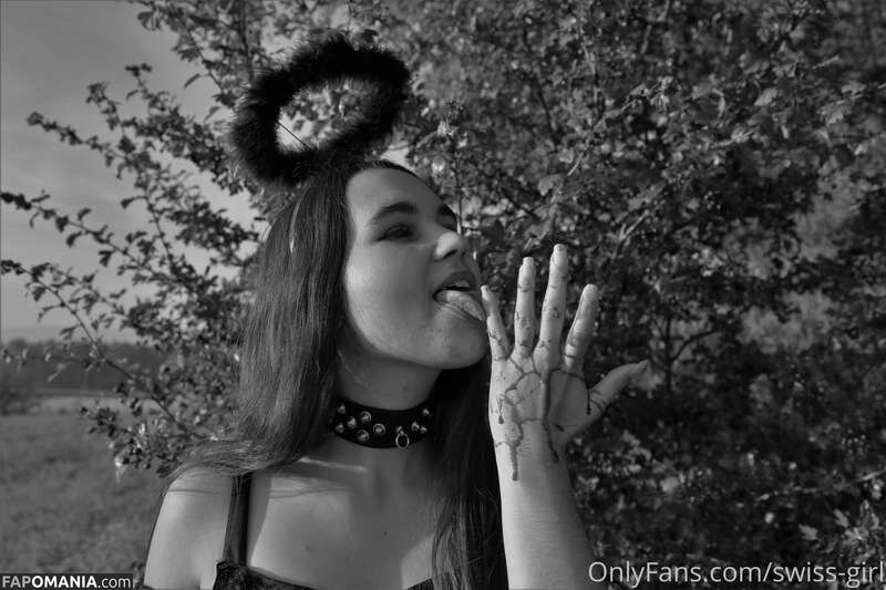Swiss-Girl / https: / swiss-girl-vip / swissgirlvanessa ヌード OnlyFans  流出写真 #20