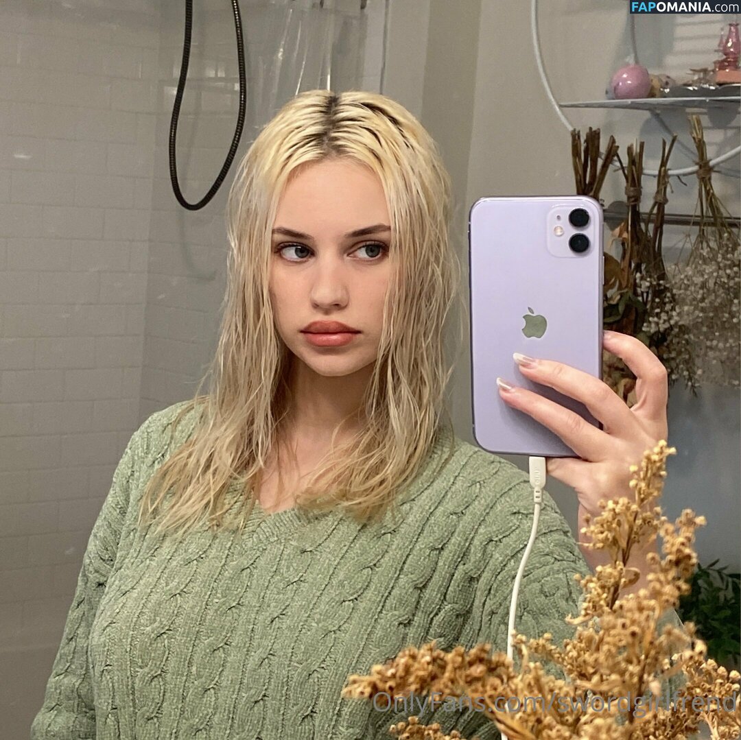 Swordgirlfriend / b.r.e.y / swordgirlfrend ヌード OnlyFans  流出写真 #55