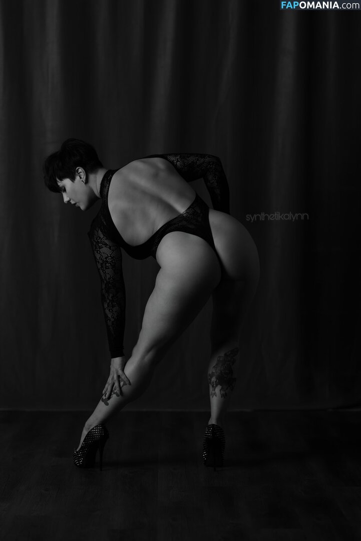 Synthetika Lynn / synthetika_lynn / synthetikalynn ヌード OnlyFans  流出写真 #1