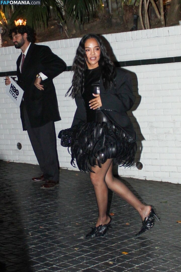 Tessa Thompson / tessamaethompson / tessathompsonx ヌード OnlyFans  流出写真 #4