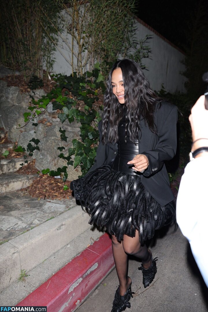 Tessa Thompson / tessamaethompson / tessathompsonx ヌード OnlyFans  流出写真 #8
