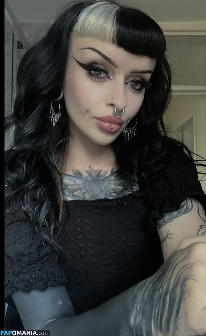 ThatLivingDeadGxrl ヌード OnlyFans  流出写真 #3