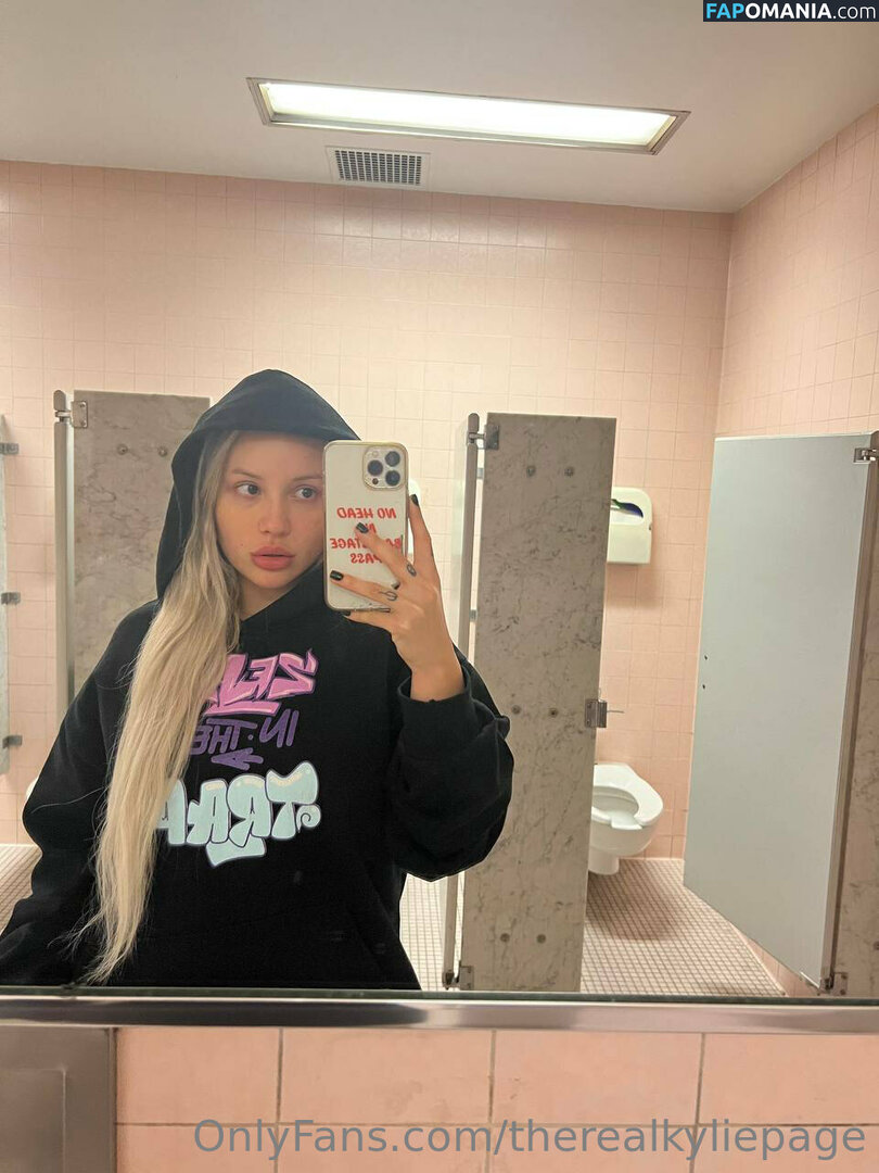 kyliepageofficial / therealkyliepage ヌード OnlyFans  流出写真 #22