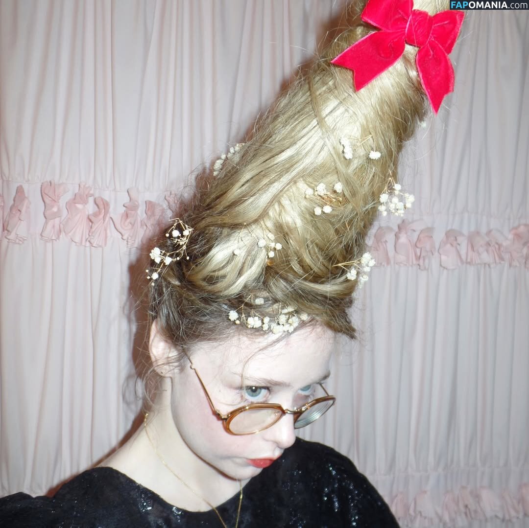 SuzieSon / charlieisomething / mymotherfvckedmickjagger / thestrawberrybutcher ヌード OnlyFans  流出写真 #23