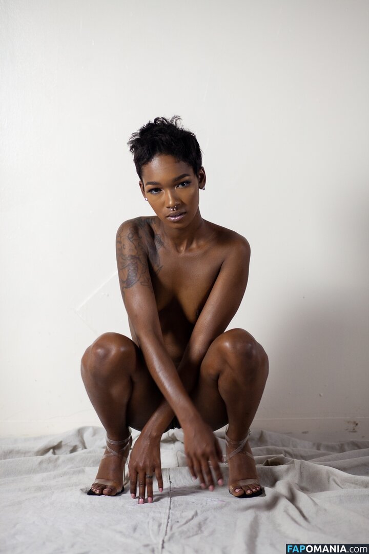 TheRealTiaReid / Tia Reid / corpsdedieu / https: / officialtiareid ヌード OnlyFans  流出写真 #14