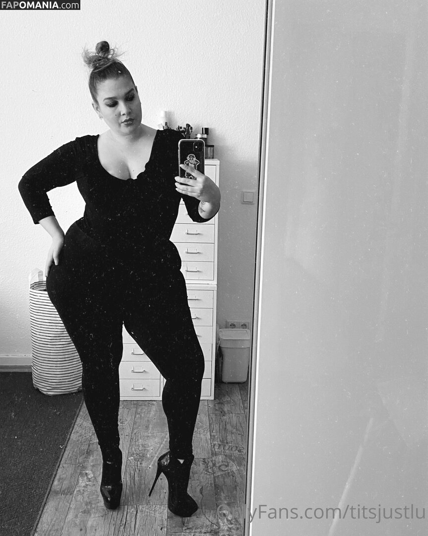 titsjustlu ヌード OnlyFans  流出写真 #1
