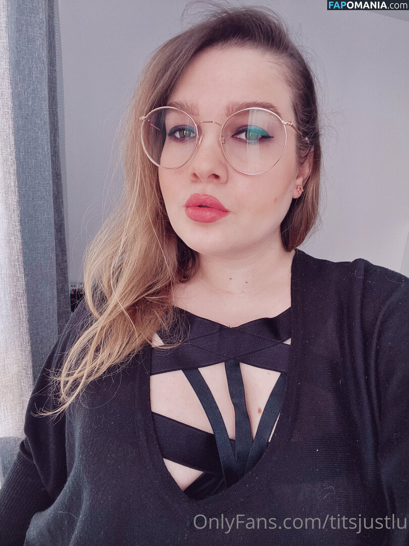 titsjustlu ヌード OnlyFans  流出写真 #2