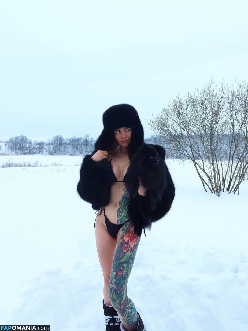 Toma Zhdanova / tomato_mood ヌード OnlyFans  流出写真 #3