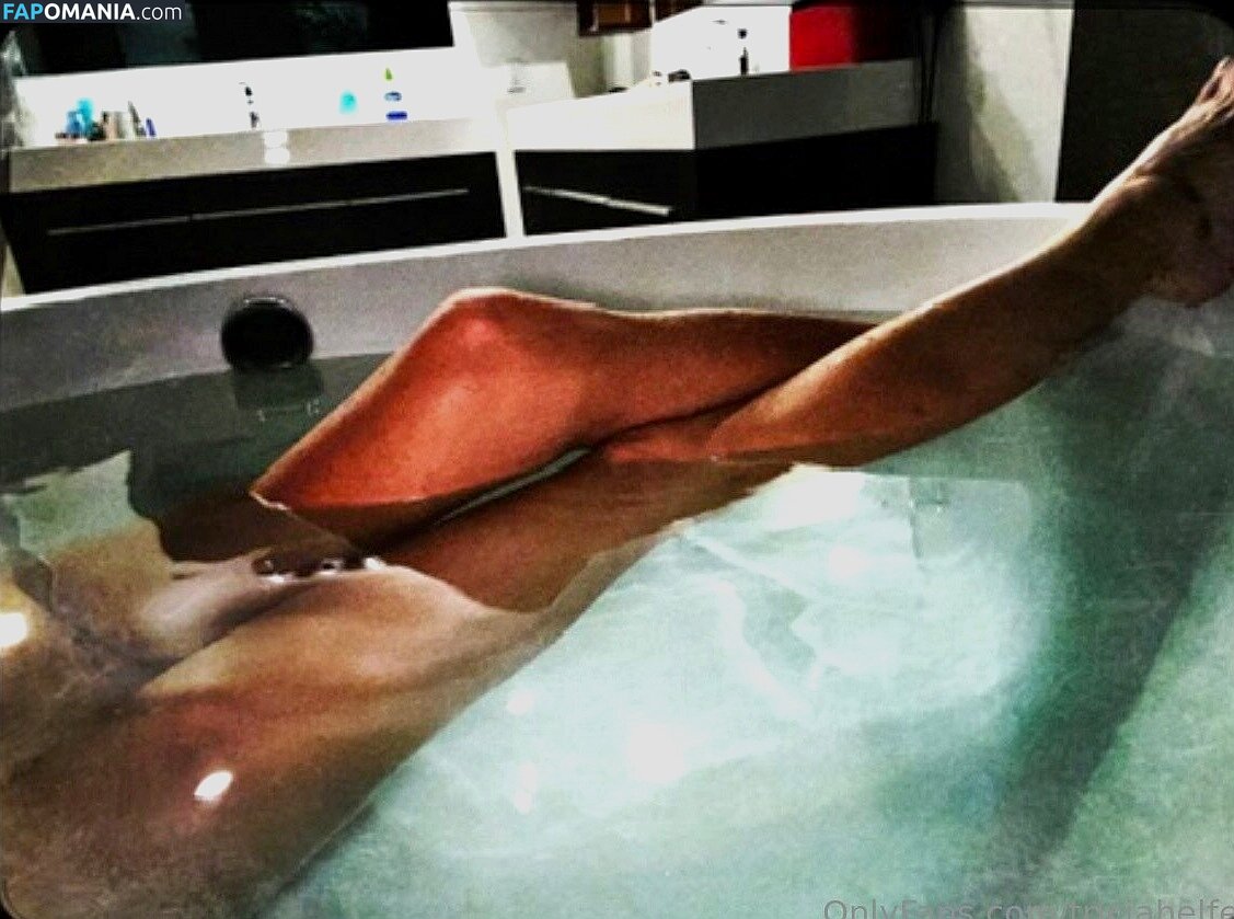Cylon / Tricia Helfer / https: / officialtriciahelfer / triciahelfer ヌード OnlyFans  流出写真 #189