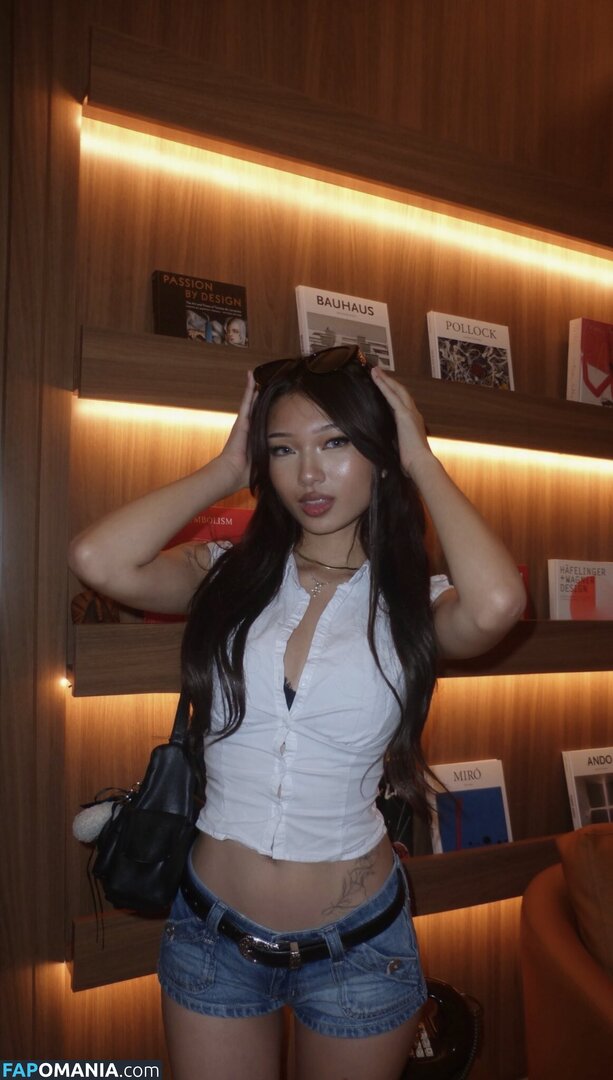 Twitch Streamer Catrnado / catrnado / catrnmisu / catsiepants / https: ヌード OnlyFans  流出写真 #1