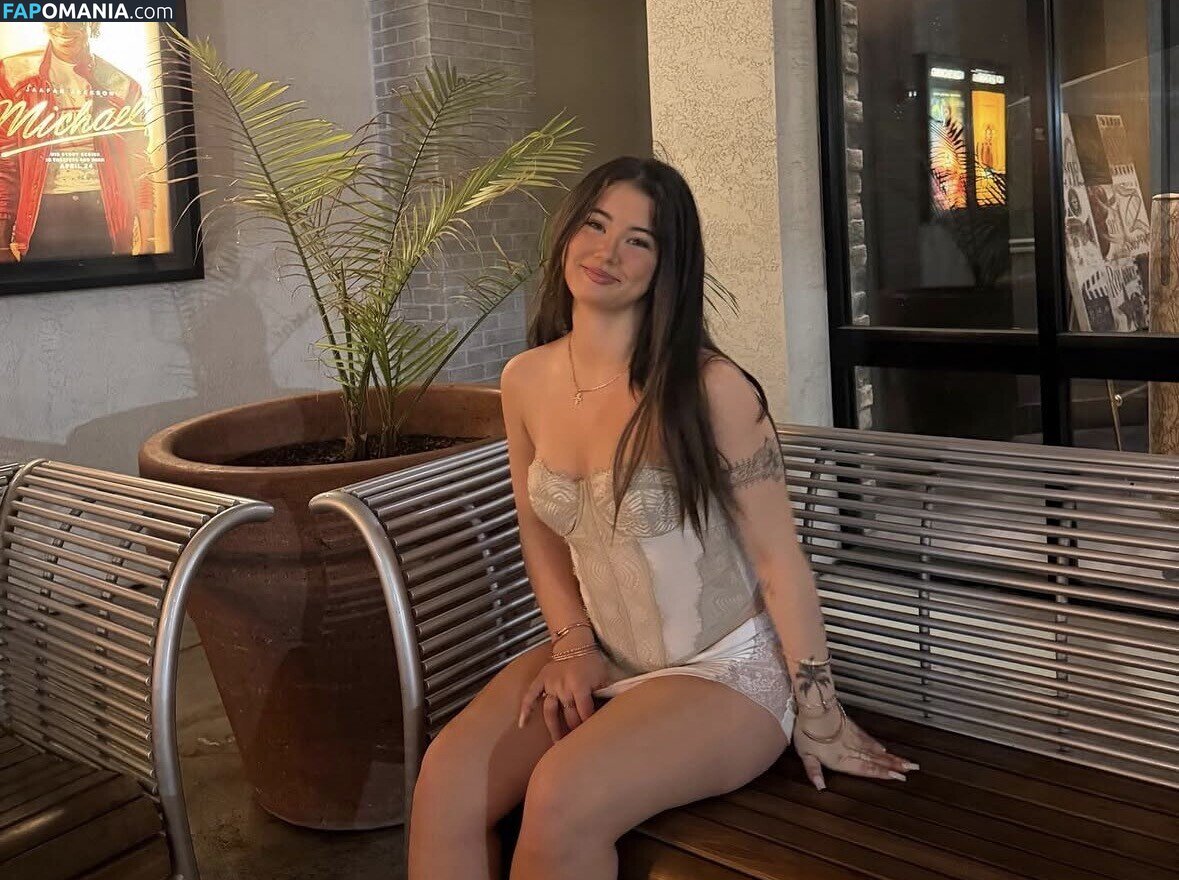 https: / juulkitty / uronlyjules / uronlyjuls ヌード OnlyFans  流出写真 #6