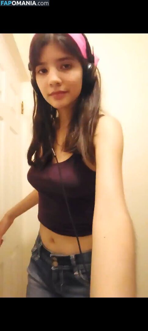 ValeCast0705 / Valeria Castañeda ヌード OnlyFans  流出写真 #1