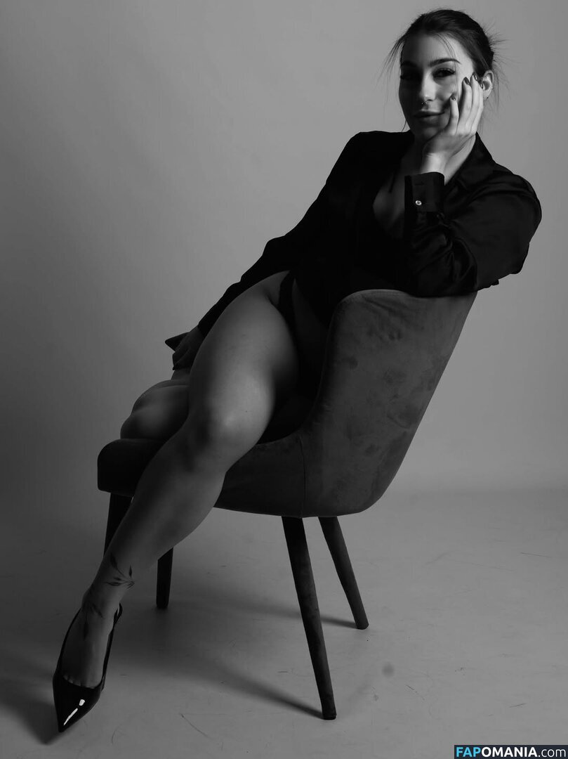 @Valentinadisozio / Valentina di Sozio ヌード OnlyFans  流出写真 #4
