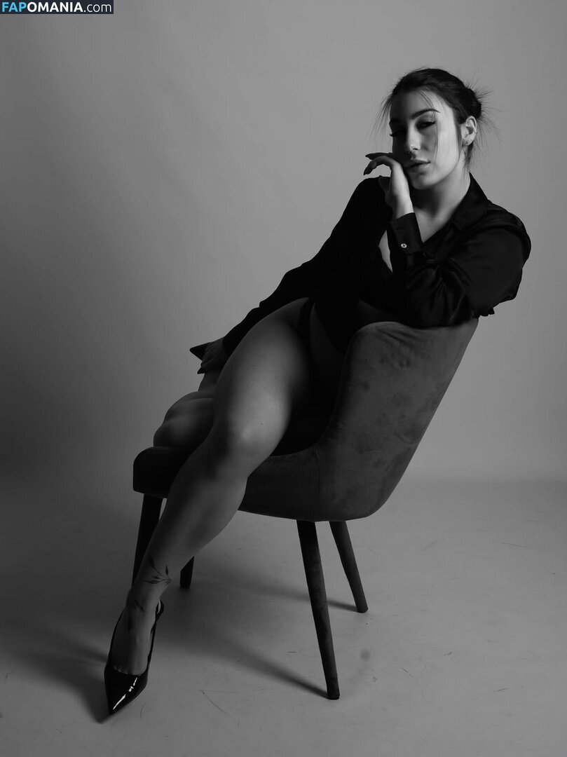 @Valentinadisozio / Valentina di Sozio ヌード OnlyFans  流出写真 #5