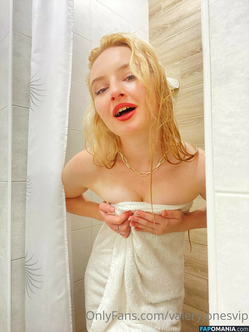 Valery Jones / https: / valeryjones_ ヌード OnlyFans  流出写真 #2