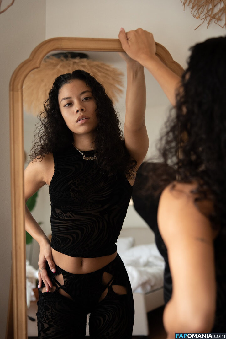 Jalisa Rey / jalisa.rey / veganbaddie ヌード OnlyFans  流出写真 #1