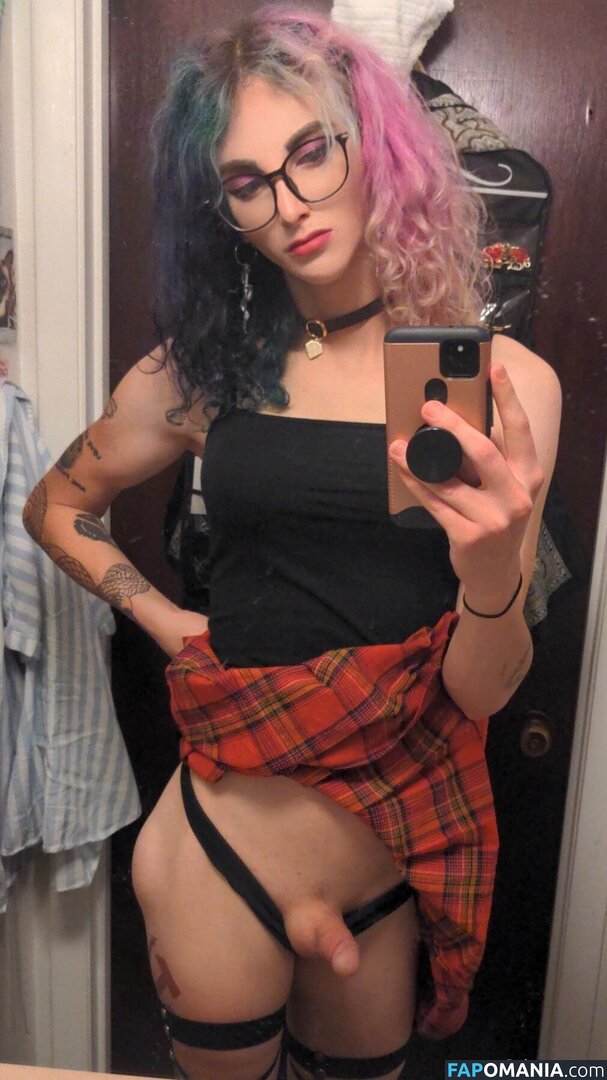 Violet Valentine / slutpilled / thot_piece / violetvalentine_official ヌード OnlyFans  流出写真 #1