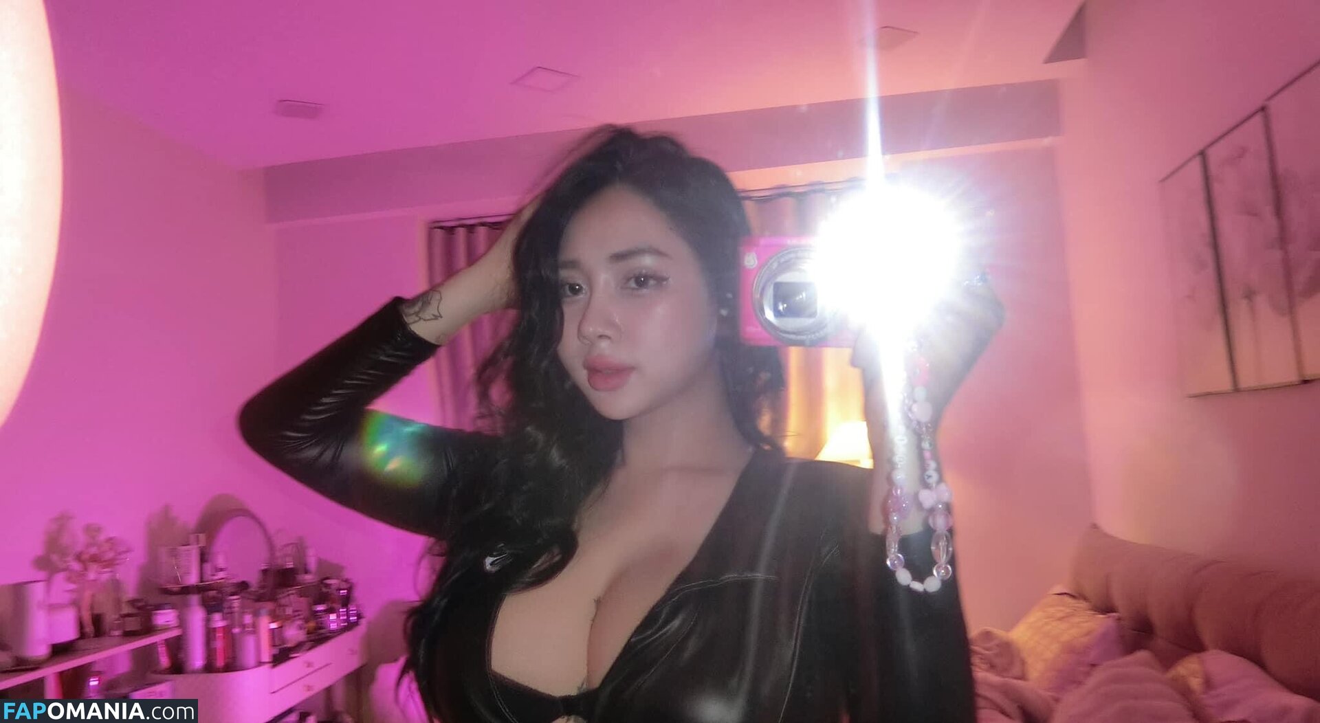 vynehellebore / vyvy.babieeeew / vyvybabiee ヌード OnlyFans  流出写真 #2