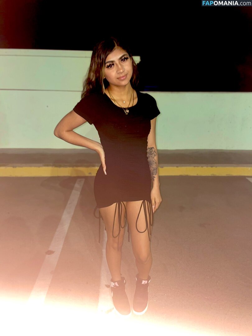 LisvedGarcia / https: / lizved._.47 / wetttassliz ヌード OnlyFans  流出写真 #2
