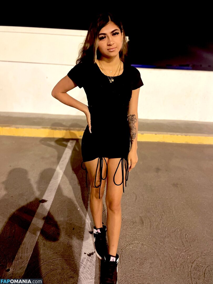 LisvedGarcia / https: / lizved._.47 / wetttassliz ヌード OnlyFans  流出写真 #3