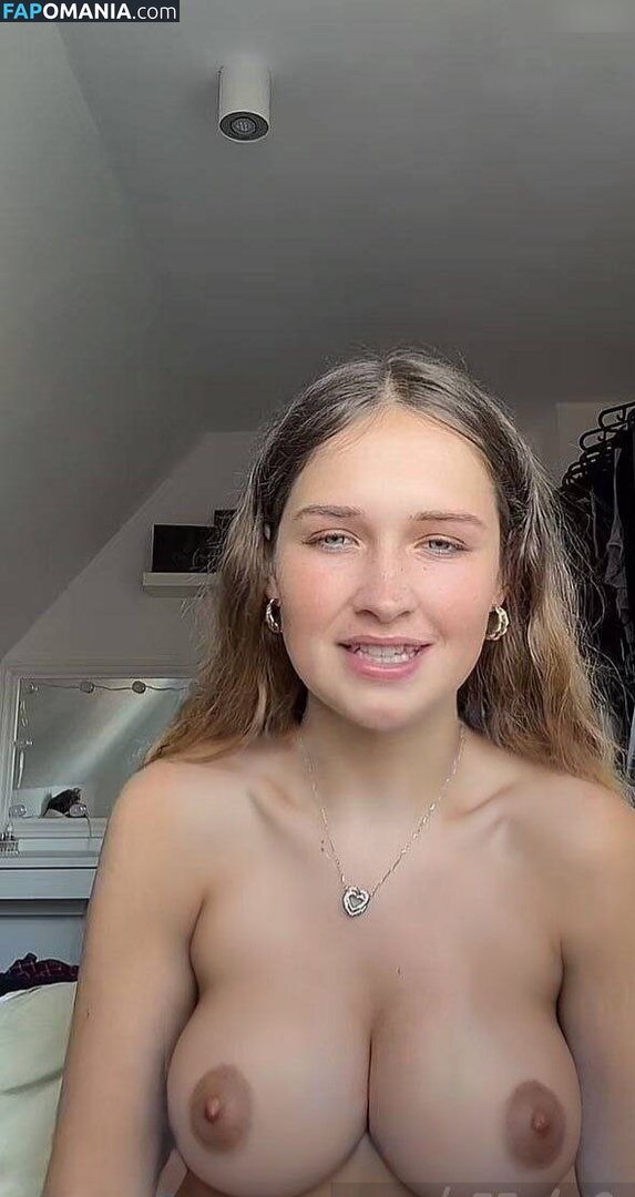 Wieke / wieke.l / wieke_l / wiekelanganke3244 ヌード OnlyFans  流出写真 #168