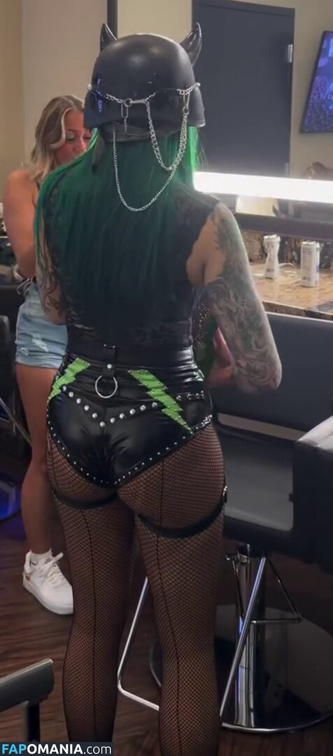Shotzi Blackheart / ShotziWWE / WWE Shotzi ヌード OnlyFans  流出写真 #5