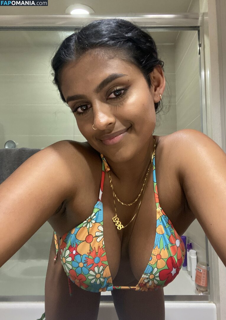 Yamini Nambimadom / yaminidoescomedy / yamininosebest ヌード OnlyFans  流出写真 #15